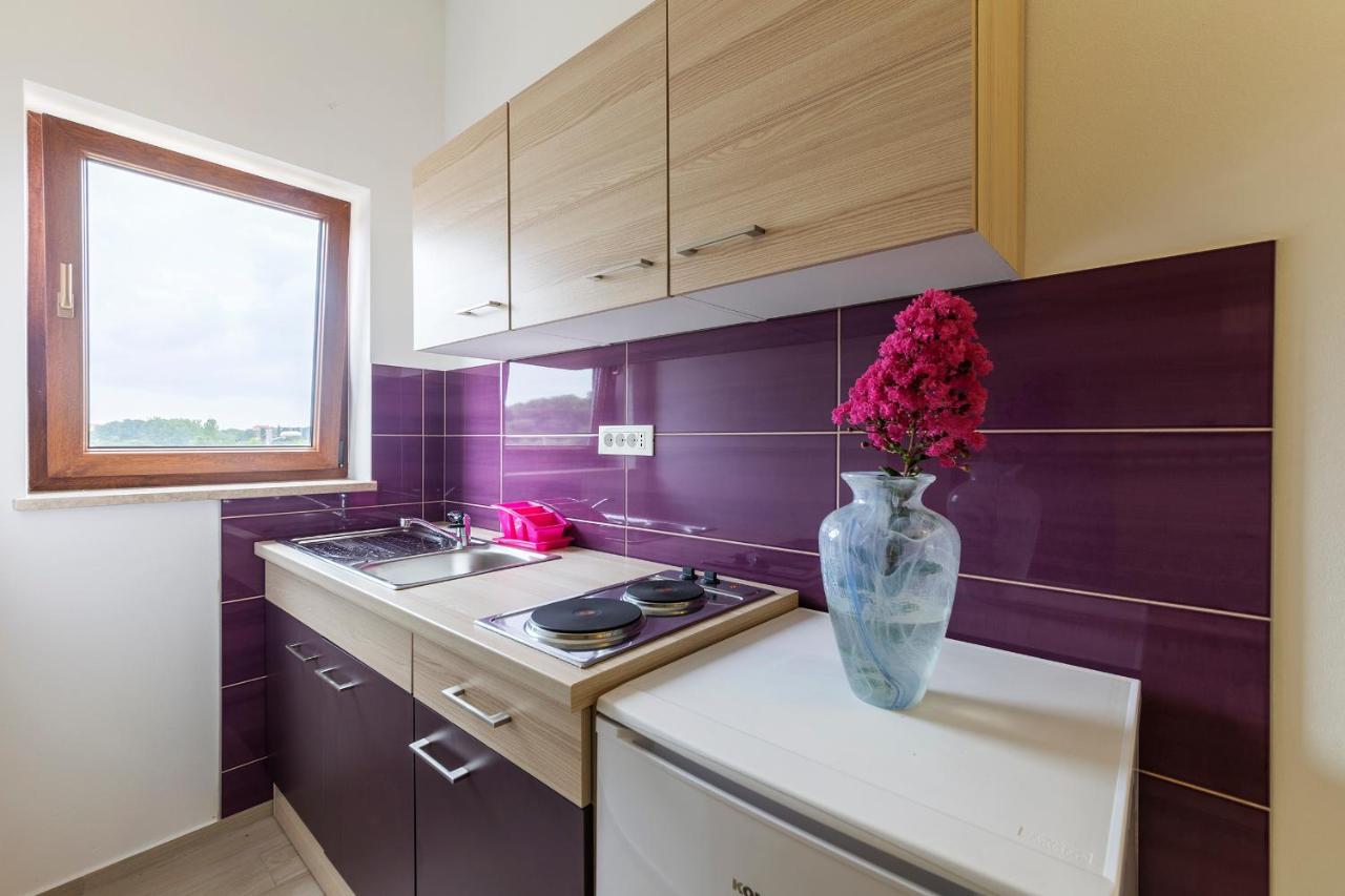 Apartmani Suzi Pula Dış mekan fotoğraf