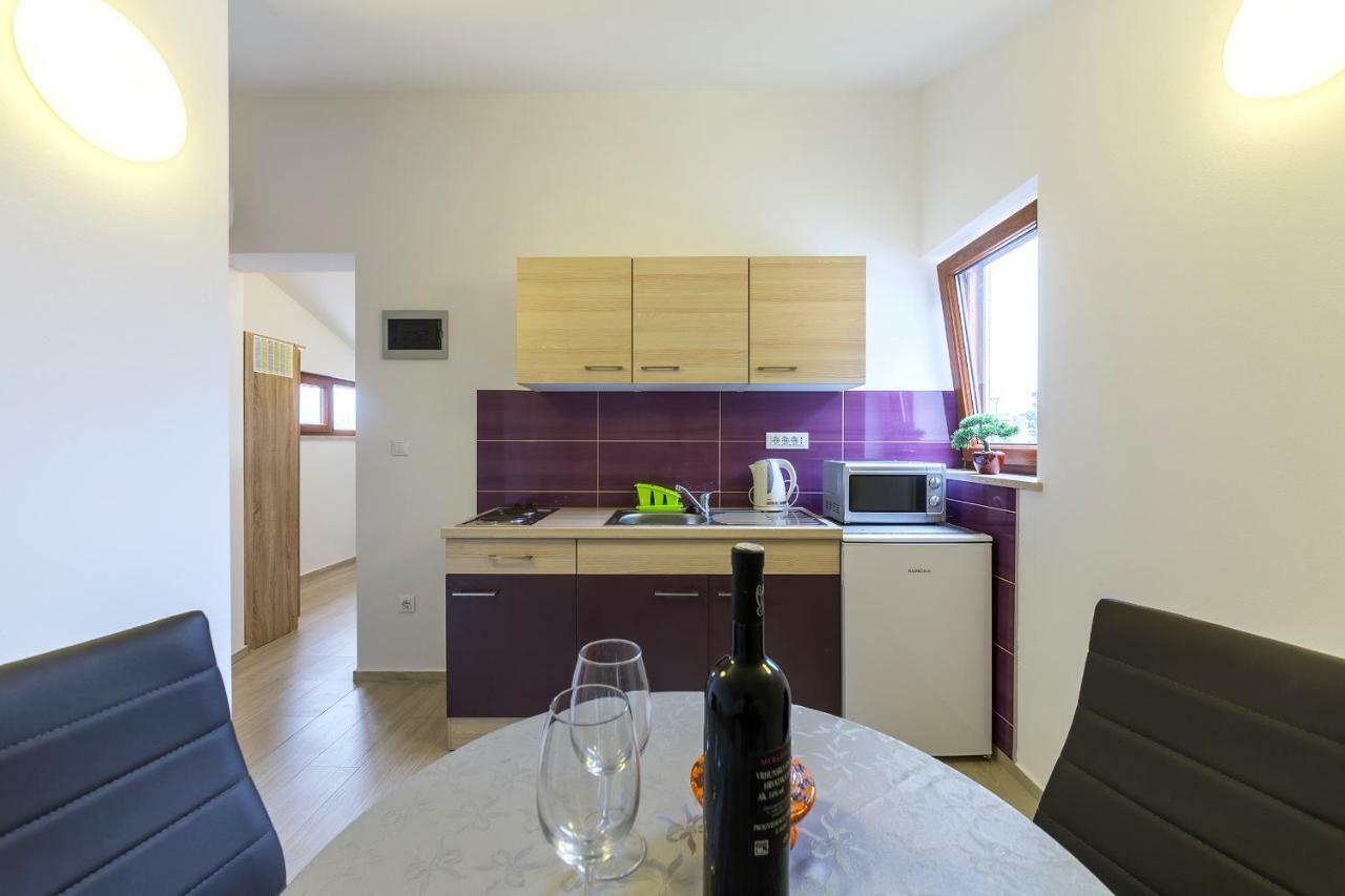 Apartmani Suzi Pula Dış mekan fotoğraf