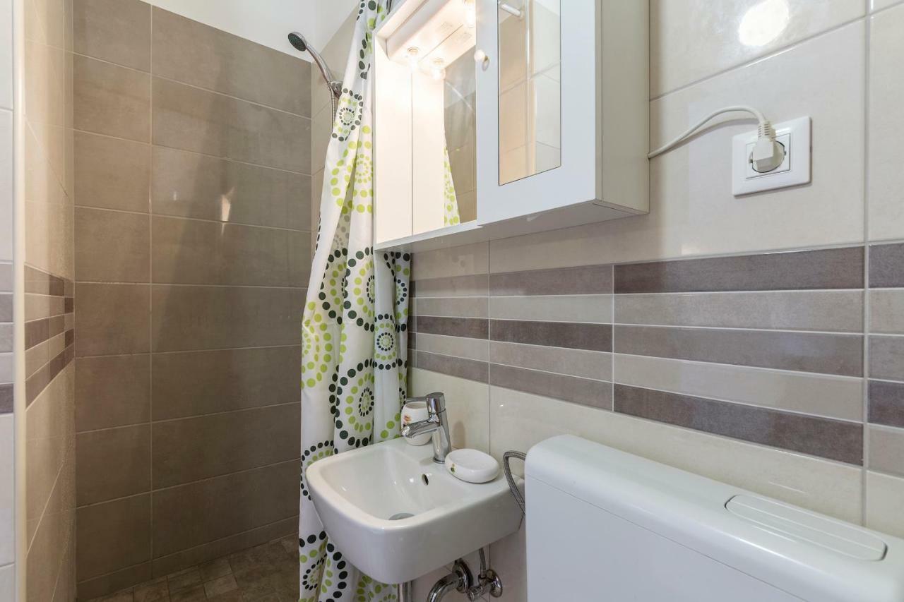 Apartmani Suzi Pula Dış mekan fotoğraf
